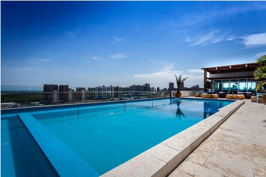 Ghl Collection Barranquilla Hotel Kültér fotó Rooftop pool at the hotel