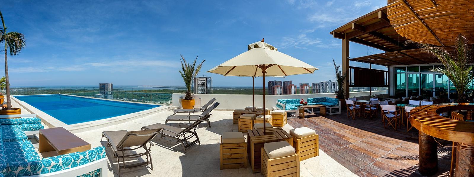 Ghl Collection Barranquilla Hotel Kültér fotó Rooftop pool at the Grand Palladium Hotel in Cancun, Mexico
